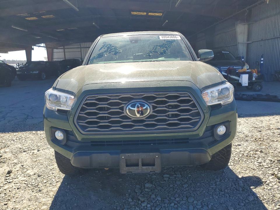 69543606 :رقم المزاد ، 3TMCZ5ANXNM497699 vin ، 2022 Toyota Tacoma مزاد بيع