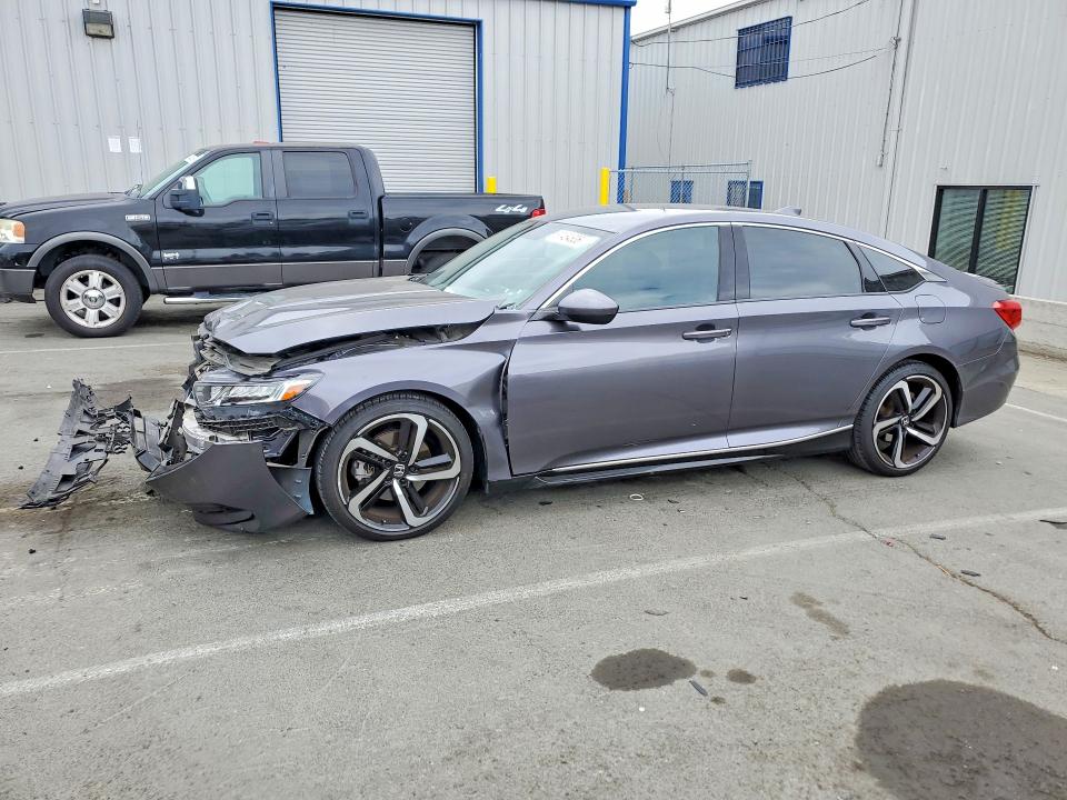Aukcja sprzedaży 2018 Honda Accord, vin: 1HGCV1F35JA262972, numer aukcji: 67454636