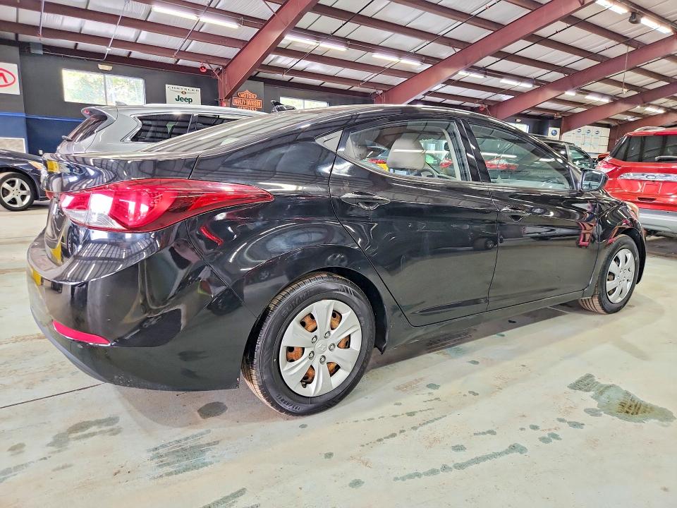 2016 Hyundai Elantra მანქანა იყიდება აუქციონზე, vin: KMHDH4AE7GU544019, აუქციონის ნომერი: 71032036
