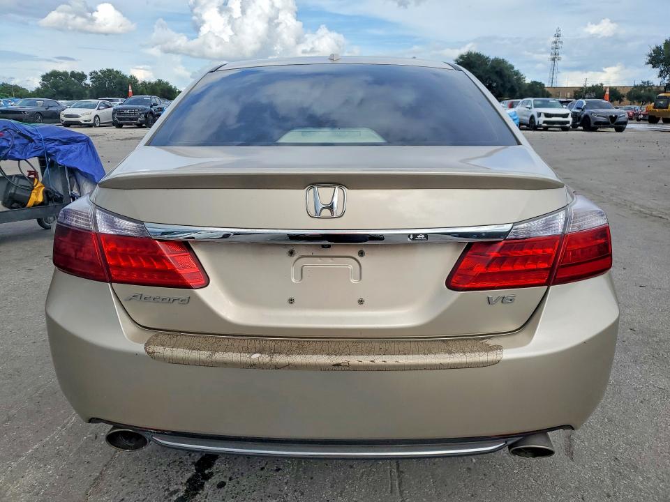 Продажа на аукционе авто 2014 Honda Accord, vin: 1HGCR3F85EA024668, номер лота: 67867806
