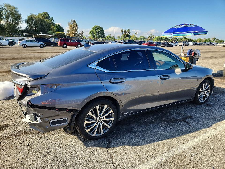 66855236 :رقم المزاد ، JTHB21B18K2004995 vin ، 2019 Lexus Es مزاد بيع