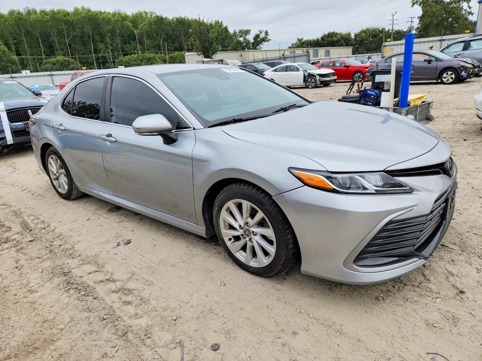 Продажа на аукционе авто 2023 Toyota Camry, vin: 4T1R11AK6PU756456, номер лота: 70429646