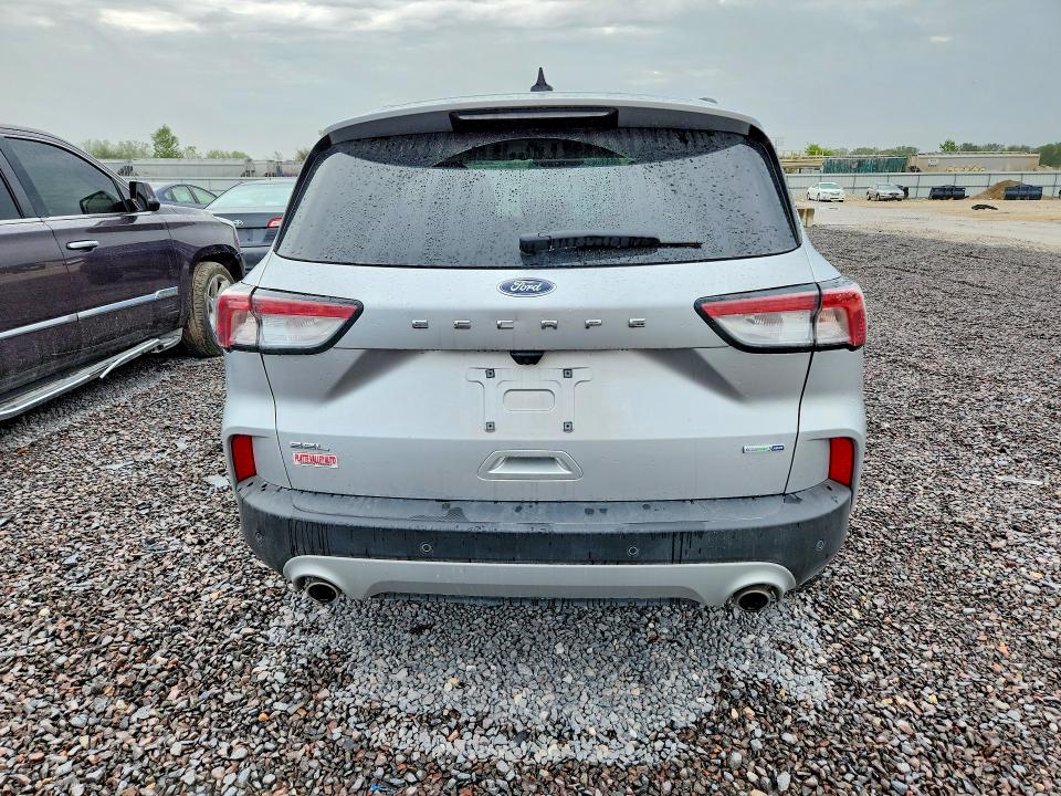 2020 Ford Escape მანქანა იყიდება აუქციონზე, vin: 1FMCU9H67LUB13807, აუქციონის ნომერი: 70446556