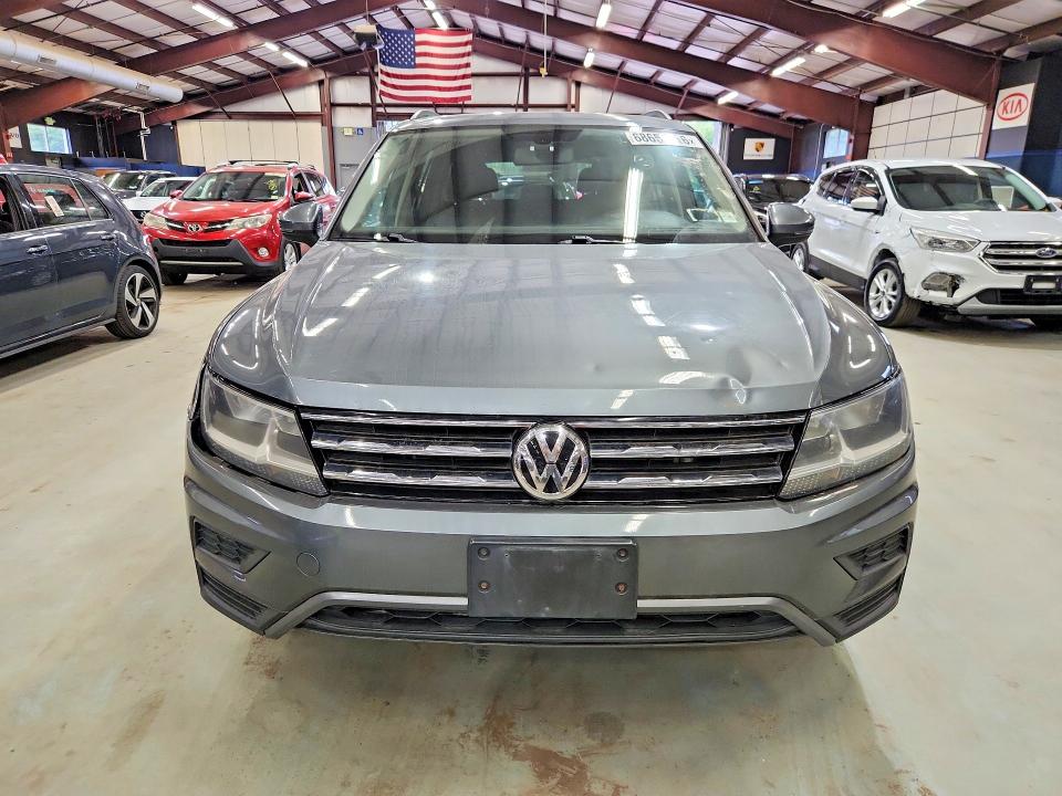 2020 Volkswagen Tiguan მანქანა იყიდება აუქციონზე, vin: 3VV2B7AX9LM182050, აუქციონის ნომერი: 68659516