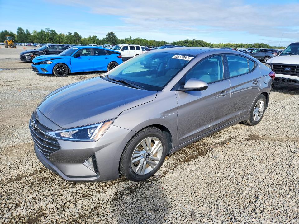 2020 Hyundai Elantra მანქანა იყიდება აუქციონზე, vin: KMHD84LF3LU028949, აუქციონის ნომერი: 69779566