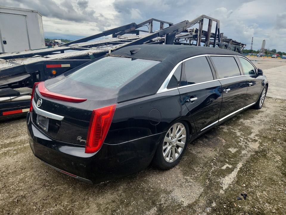 Продажа на аукционе авто 2015 Cadillac Xts, vin: 2GEXG6U32F9550467, номер лота: 69585776