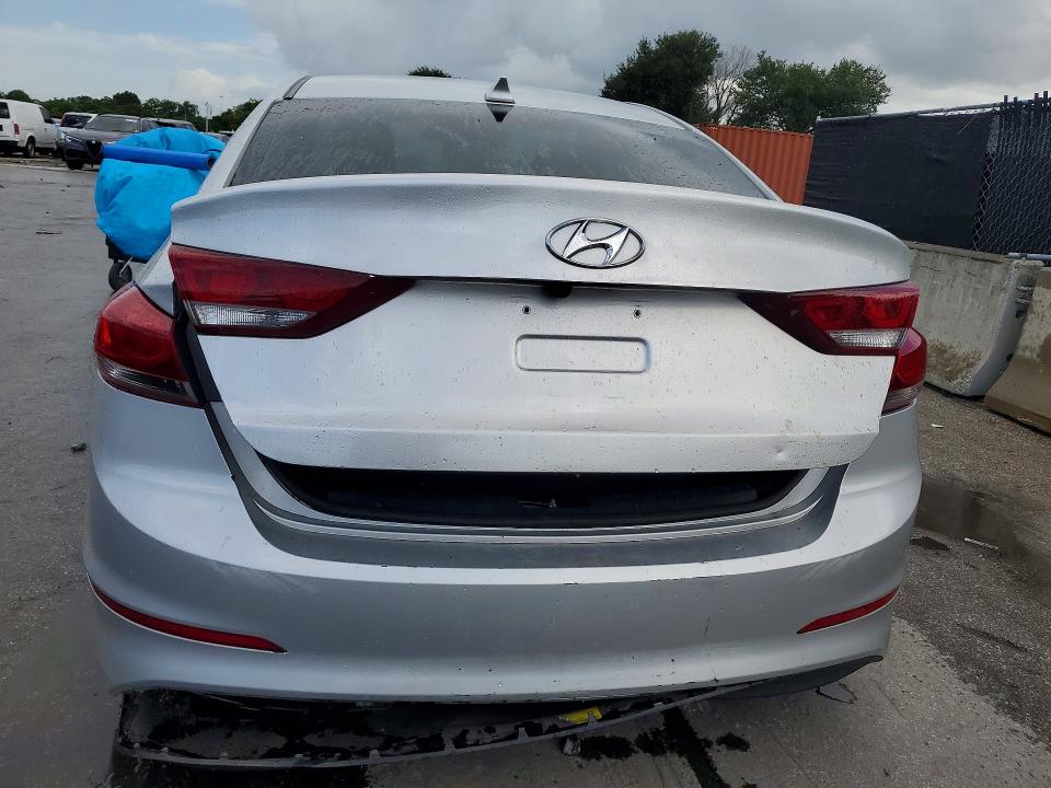 69547356 :رقم المزاد ، 5NPD84LF5JH284232 vin ، 2018 Hyundai Elantra مزاد بيع