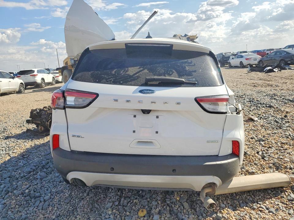 67904466 :رقم المزاد ، 1FMCU0H6XLUA14863 vin ، 2020 Ford Escape مزاد بيع
