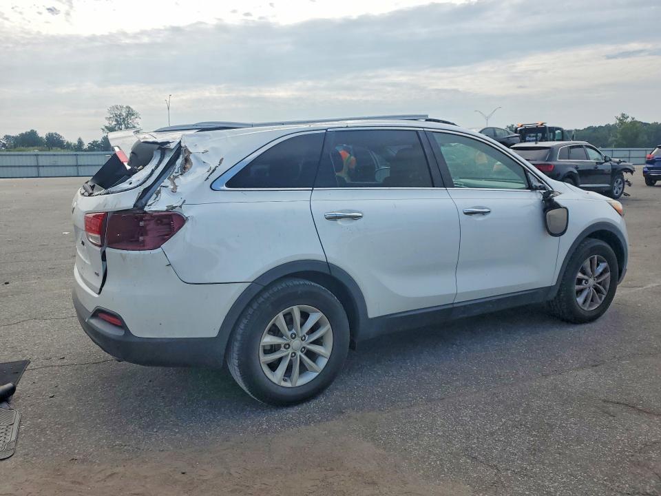 2016 Kia Sorento მანქანა იყიდება აუქციონზე, vin: 5XYPG4A31GG008221, აუქციონის ნომერი: 69118066