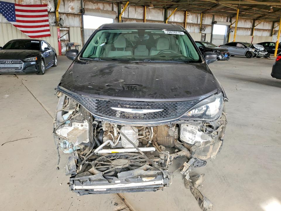 Продаж на аукціоні авто 2017 Chrysler Pacifica, vin: 2C4RC1CG6HR550964, номер лоту: 70078216