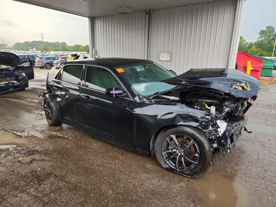 69162406 :رقم المزاد ، 2C3CCAAG9KH755415 vin ، 2019 Chrysler 300 مزاد بيع