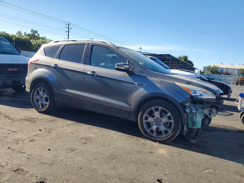 2014 Ford Escape მანქანა იყიდება აუქციონზე, vin: 1FMCU0J98EUA85079, აუქციონის ნომერი: 69923316