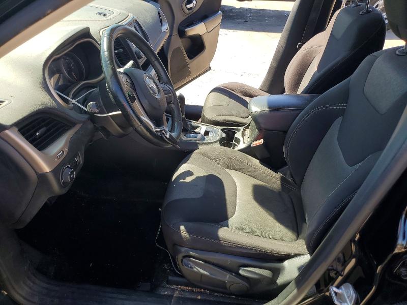 70119896 :رقم المزاد ، 1C4PJLCB9JD545201 vin ، 2018 Jeep Cherokee مزاد بيع