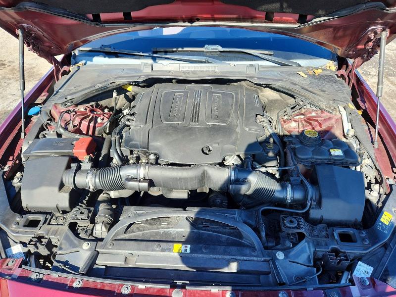 2017 Jaguar Xe მანქანა იყიდება აუქციონზე, vin: SAJAJ4BV1HCP10246, აუქციონის ნომერი: 68000346