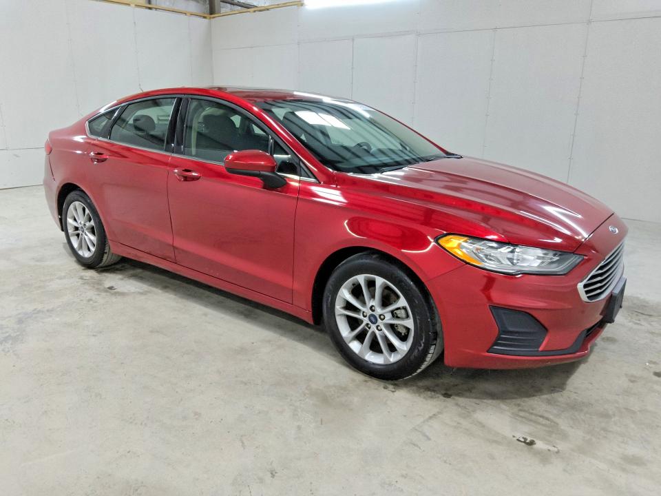Продажа на аукционе авто 2020 Ford Fusion, vin: 3FA6P0HD6LR142635, номер лота: 67921656
