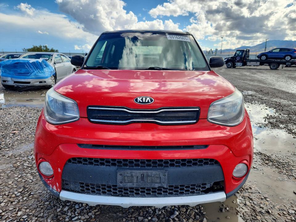 69162666 :رقم المزاد ، KNDJP3A56J7553174 vin ، 2018 Kia Soul مزاد بيع
