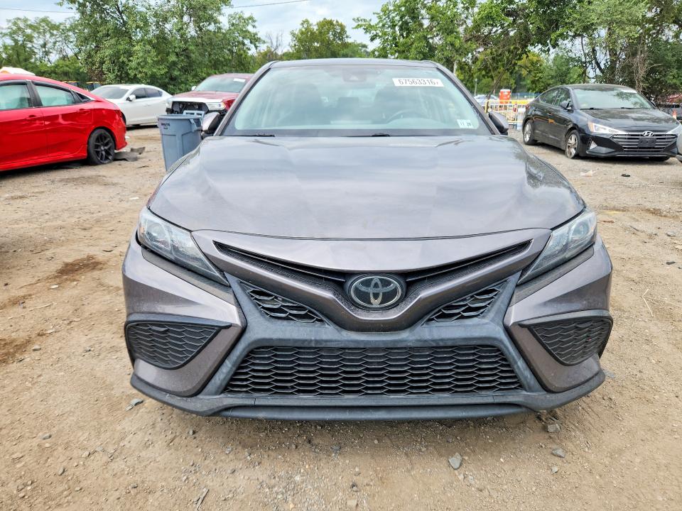 2021 Toyota Camry მანქანა იყიდება აუქციონზე, vin: 4T1G11AK8MU576334, აუქციონის ნომერი: 67563316