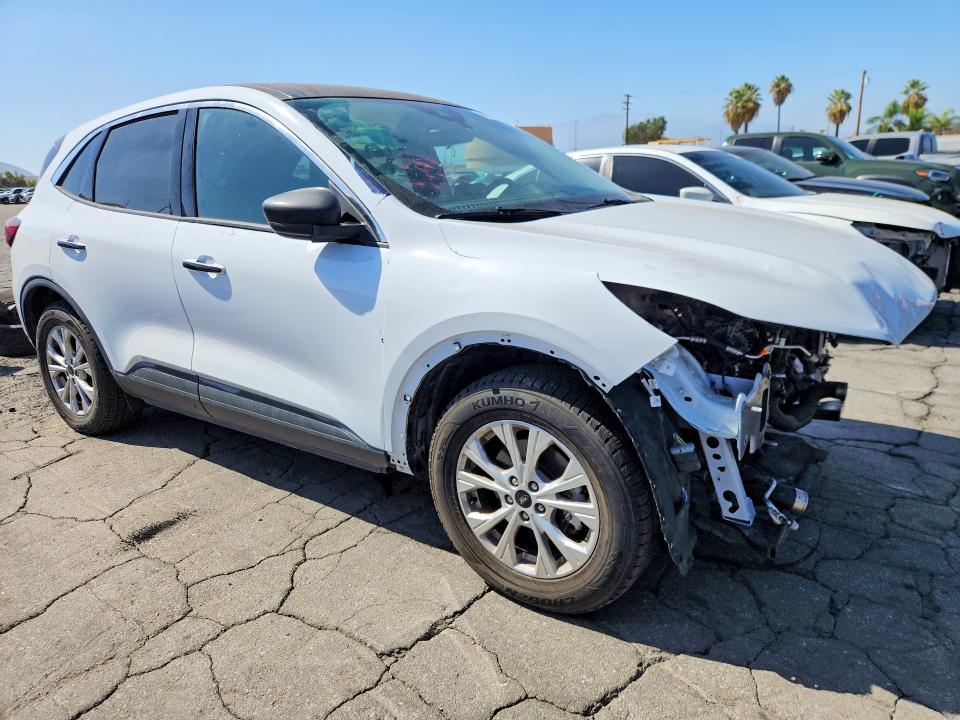 2024 Ford Escape მანქანა იყიდება აუქციონზე, vin: 1FMCU0GN5RUA13864, აუქციონის ნომერი: 69606096