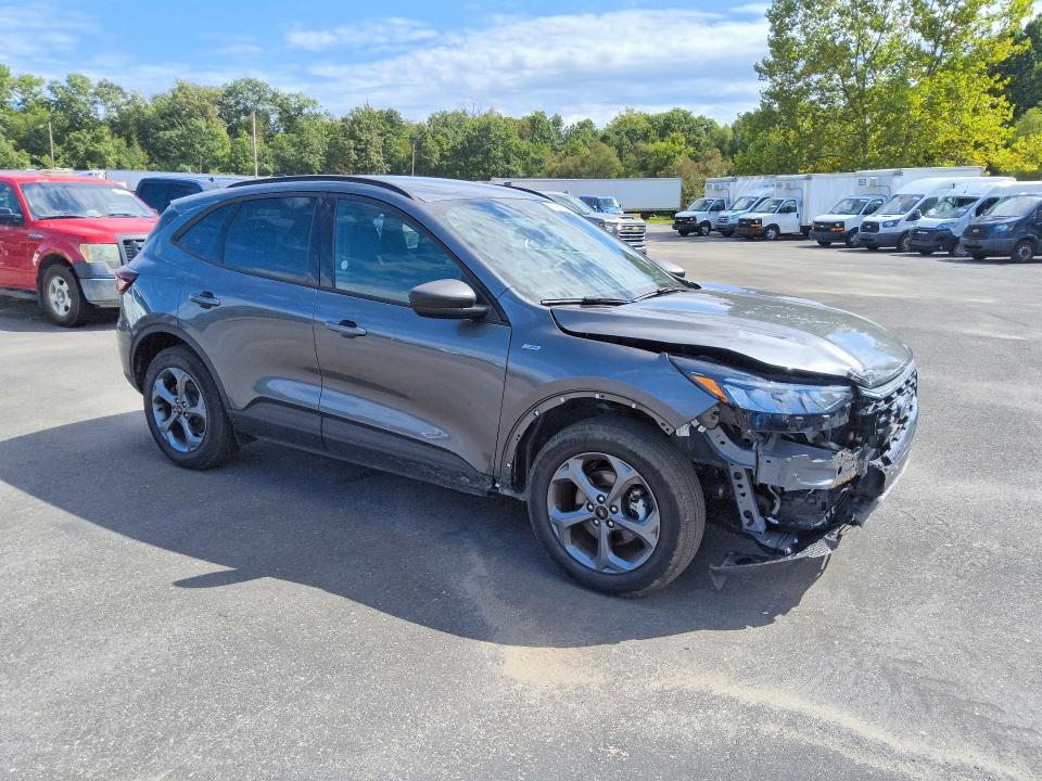 2025 Ford Escape მანქანა იყიდება აუქციონზე, vin: 1FMCU9MN7SUB18422, აუქციონის ნომერი: 68615366