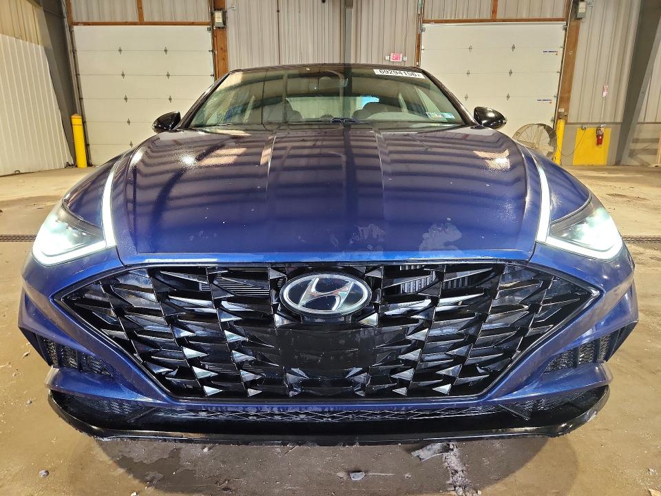 69294156 :رقم المزاد ، 5NPEJ4J26MH082075 vin ، 2021 Hyundai Sonata مزاد بيع
