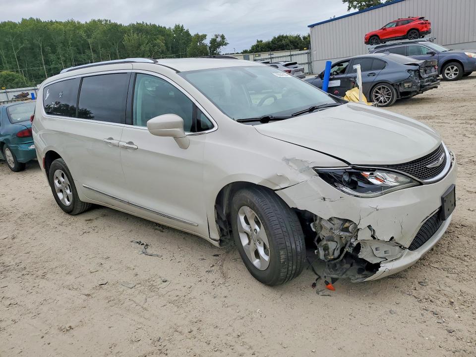 Продажа на аукционе авто 2017 Chrysler Pacifica, vin: 2C4RC1EG7HR644543, номер лота: 70604536