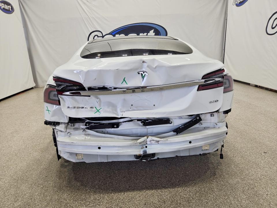 67672526 :رقم المزاد ، 5YJSA1E21GF139782 vin ، 2016 Tesla Model S مزاد بيع