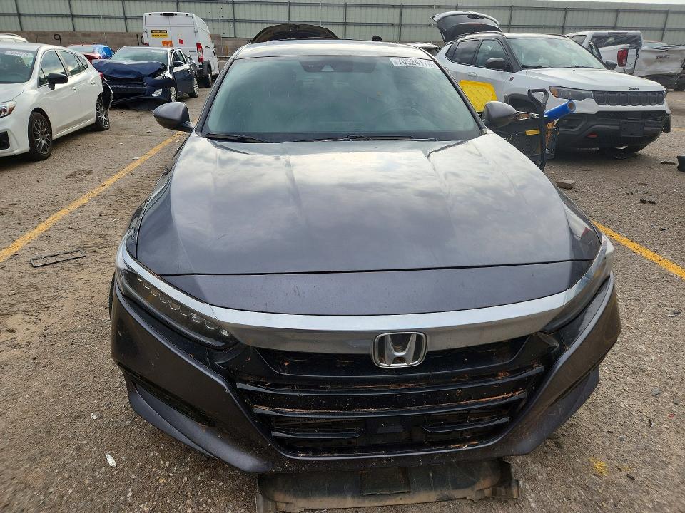 2020 Honda Accord მანქანა იყიდება აუქციონზე, vin: 1HGCV2F99LA017640, აუქციონის ნომერი: 70524176