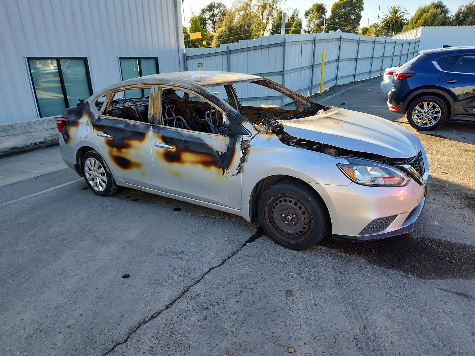 Продажа на аукционе авто 2016 Nissan Sentra, vin: 3N1AB7AP6GY259078, номер лота: 68172026
