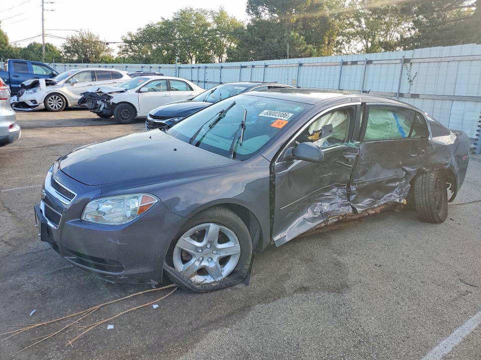 68002086 :رقم المزاد ، 1G1ZB5E17BF102291 vin ، 2011 Chevrolet Malibu مزاد بيع