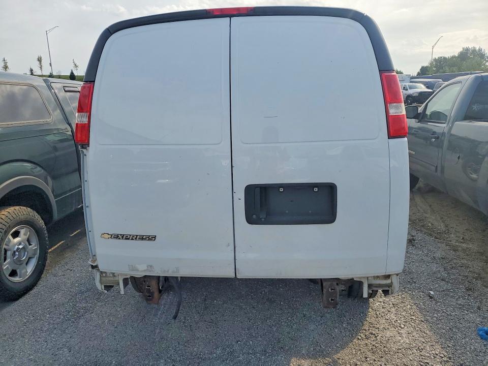 2019 Chevrolet Express 2500 მანქანა იყიდება აუქციონზე, vin: 1GCWGAFP0K1240596, აუქციონის ნომერი: 68784866