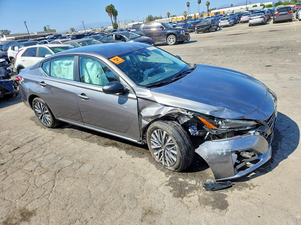 68978606 :رقم المزاد ، 1N4BL4DV0TN318615 vin ، 2026 Nissan Altima مزاد بيع