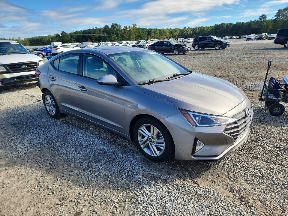 2020 Hyundai Elantra მანქანა იყიდება აუქციონზე, vin: KMHD84LF3LU028949, აუქციონის ნომერი: 69779566
