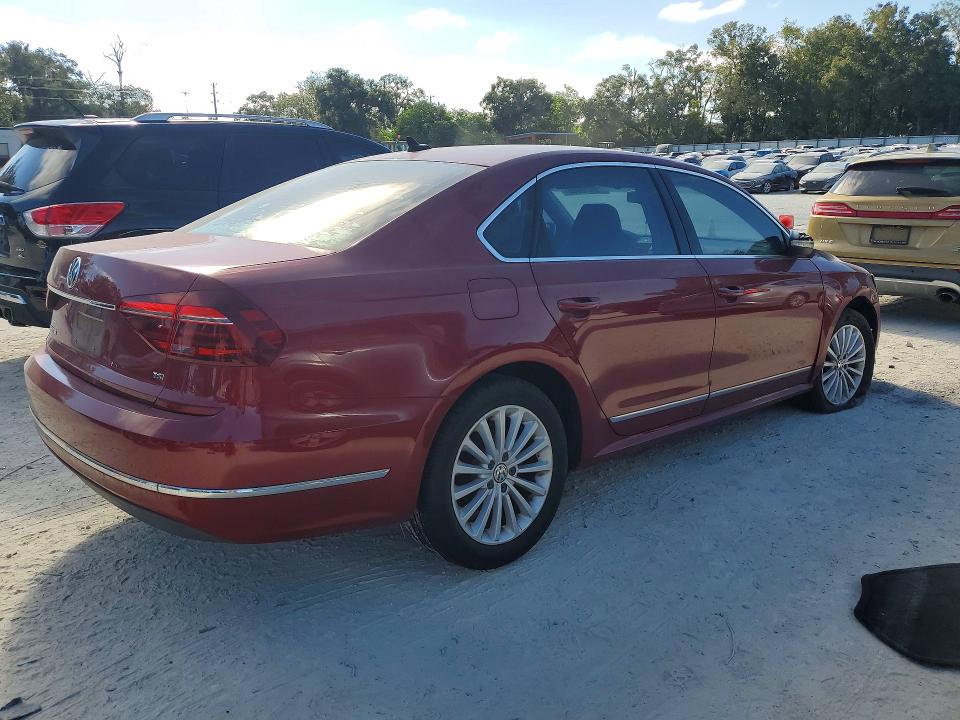 Aukcja sprzedaży 2017 Volkswagen Passat, vin: 1VWBT7A35HC084972, numer aukcji: 70422666