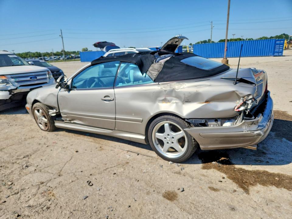2003 Mercedes-benz Clk მანქანა იყიდება აუქციონზე, vin: WDBLK70G63T143937, აუქციონის ნომერი: 67646486