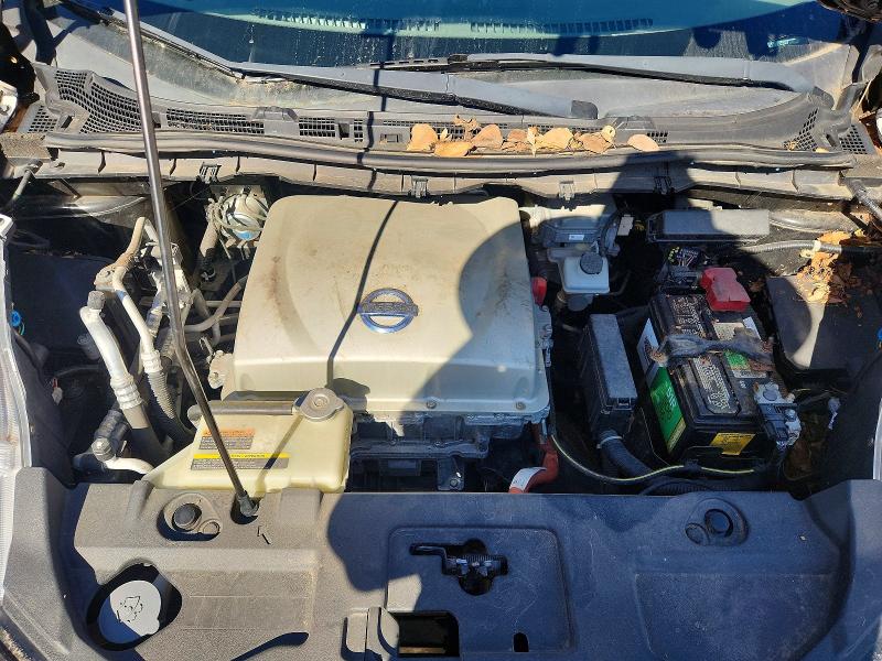 2015 Nissan Leaf მანქანა იყიდება აუქციონზე, vin: 1N4AZ0CP9FC322507, აუქციონის ნომერი: 70052866