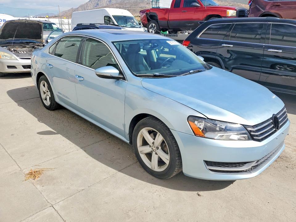 2012 Volkswagen Passat მანქანა იყიდება აუქციონზე, vin: 1VWBH7A38CC050390, აუქციონის ნომერი: 68789326
