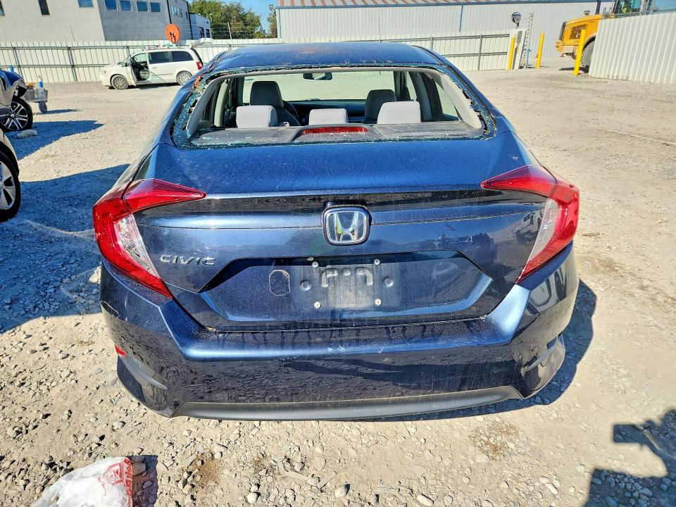 Продажа на аукционе авто 2018 Honda Civic, vin: 19XFC2F58JE007531, номер лота: 70971406