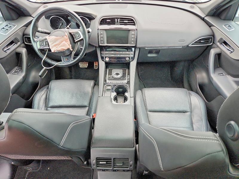 2017 Jaguar F-pace მანქანა იყიდება აუქციონზე, vin: SADCM2BV8HA060625, აუქციონის ნომერი: 69516486
