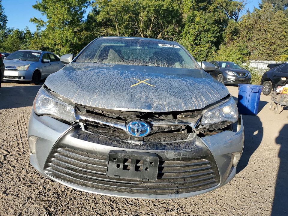 69947556 :رقم المزاد ، 4T1BF1FK8GU231832 vin ، 2016 Toyota Camry مزاد بيع