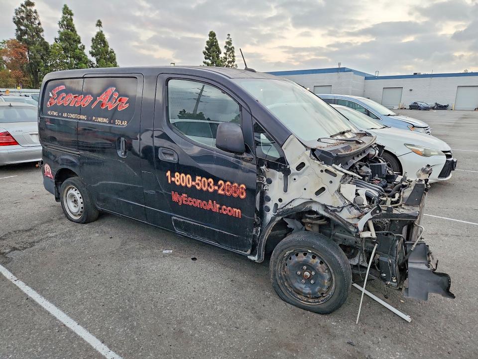 69402666 :رقم المزاد ، 3N6CM0KN5FK729782 vin ، 2015 Nissan Nv200 مزاد بيع