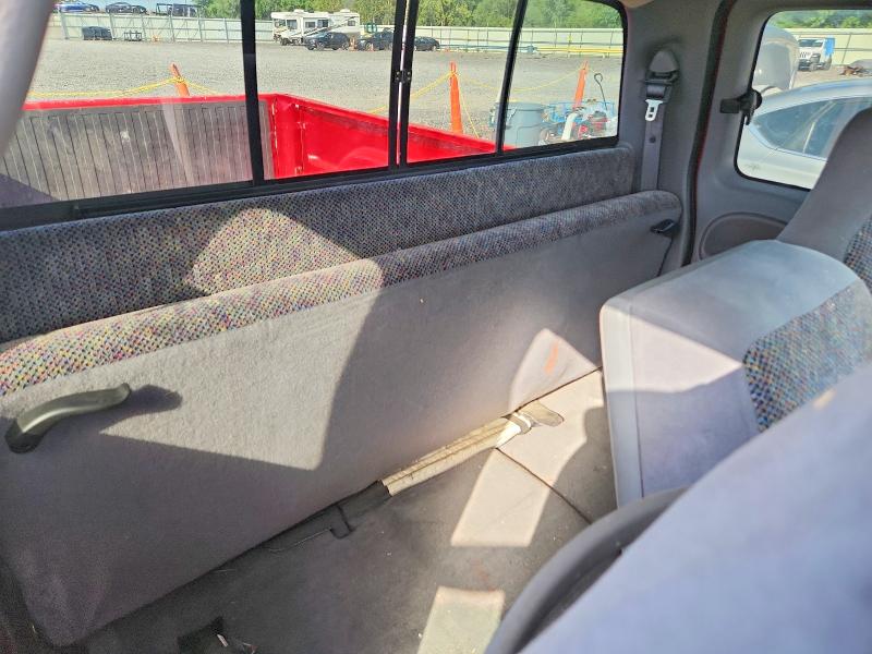 1998 Dodge Ram 1500 მანქანა იყიდება აუქციონზე, vin: 1B7HC13Z9WJ132025, აუქციონის ნომერი: 69587136