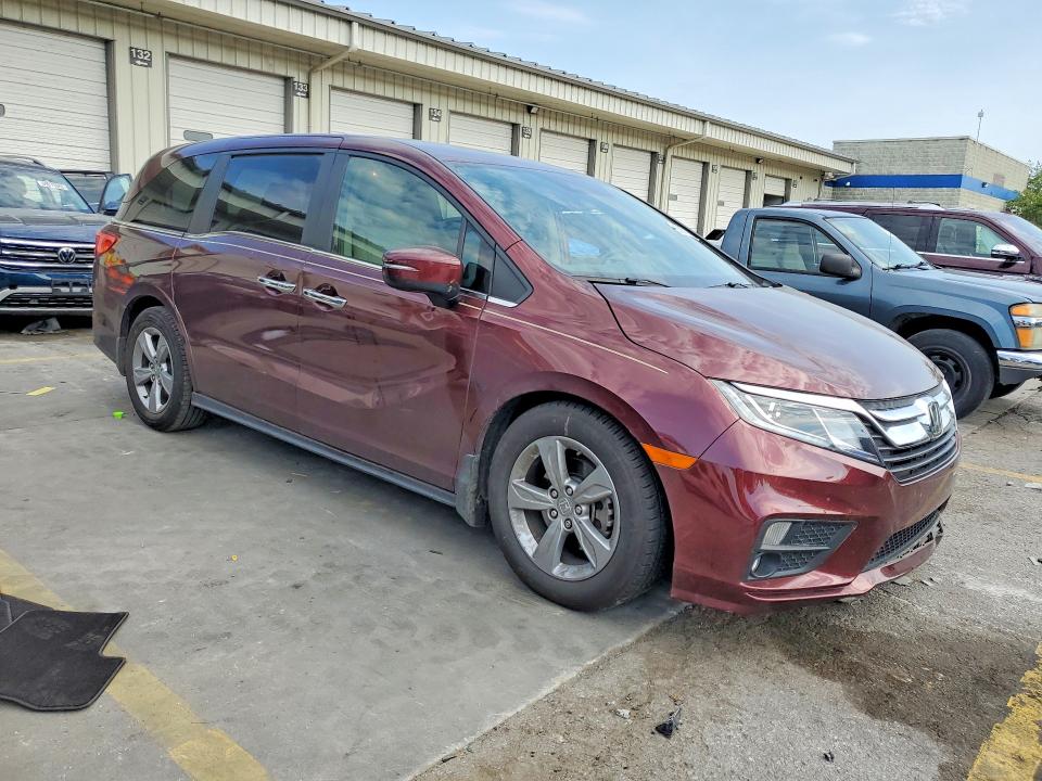 Продажа на аукционе авто 2018 Honda Odyssey, vin: 5FNRL6H75JB046011, номер лота: 68897176