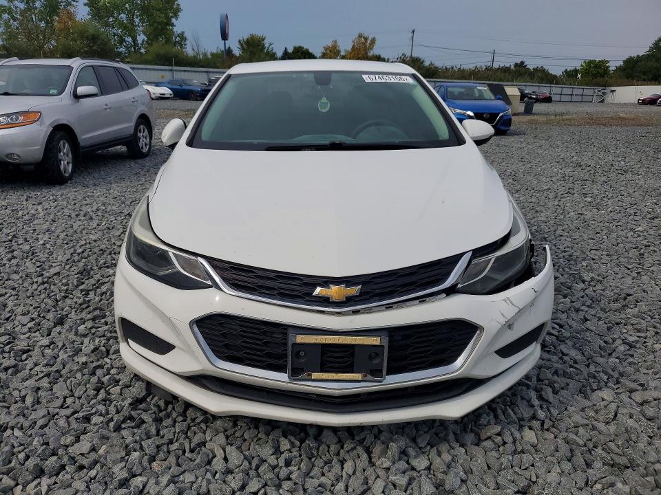 67463166 :رقم المزاد ، 1G1BE5SM2H7120305 vin ، 2017 Chevrolet Cruze مزاد بيع