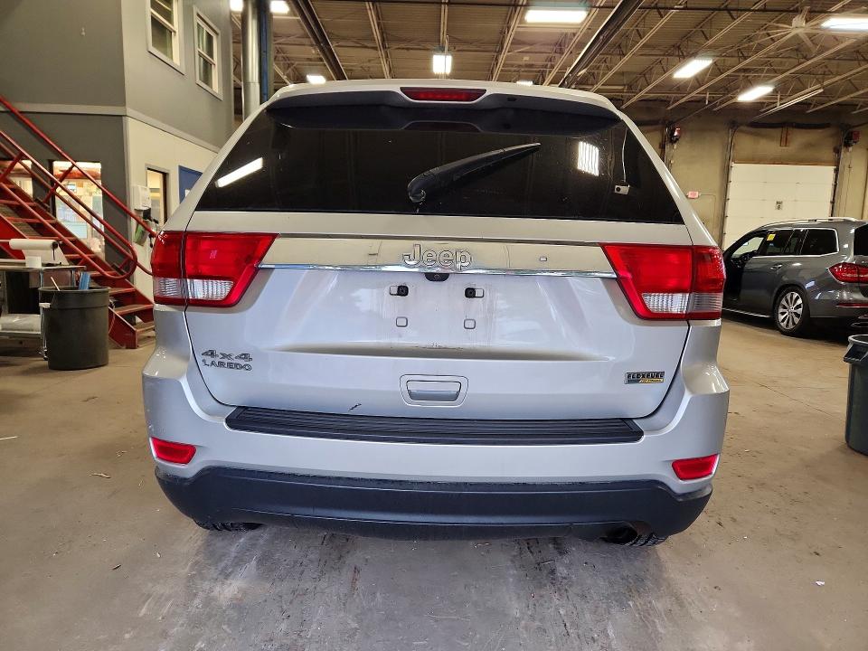 Продаж на аукціоні авто 2011 Jeep Grand Cherokee, vin: 1J4RR4GG1BC640205, номер лоту: 70681256