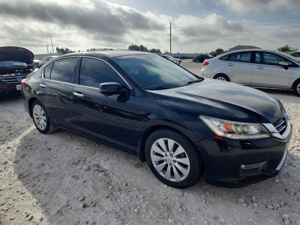 Продаж на аукціоні авто 2013 Honda Accord, vin: 1HGCR3F93DA028046        , номер лоту: 68947286
