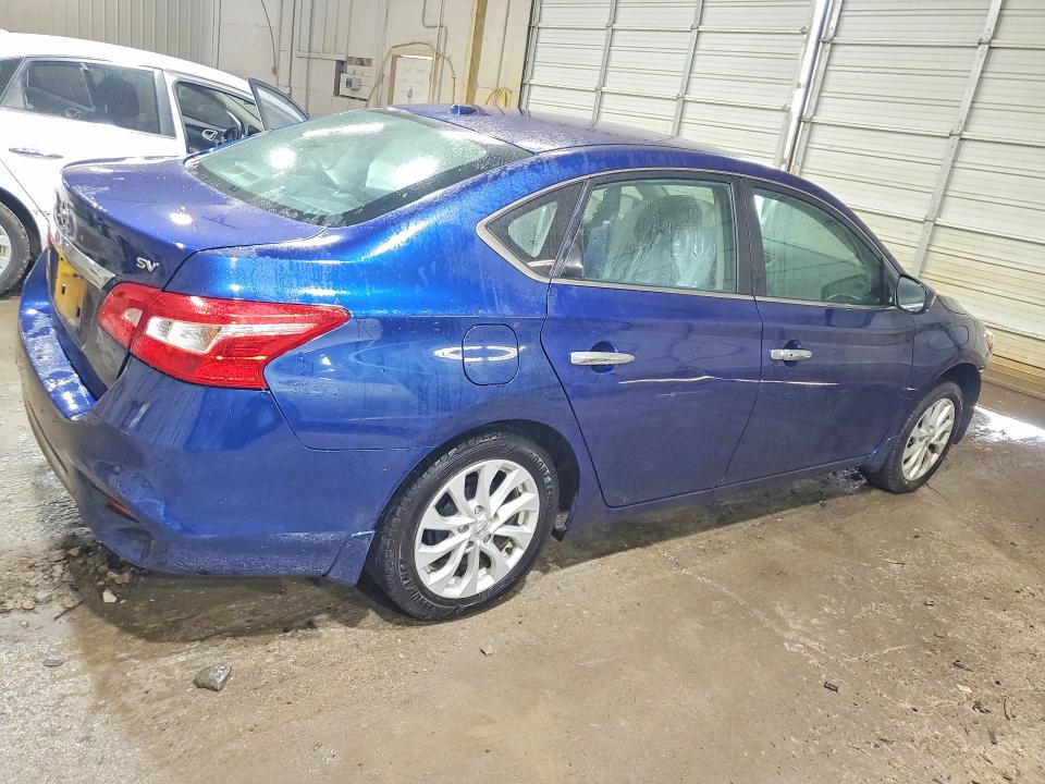 Продажа на аукционе авто 2018 Nissan Sentra, vin: 3N1AB7AP2JL621167, номер лота: 67448846