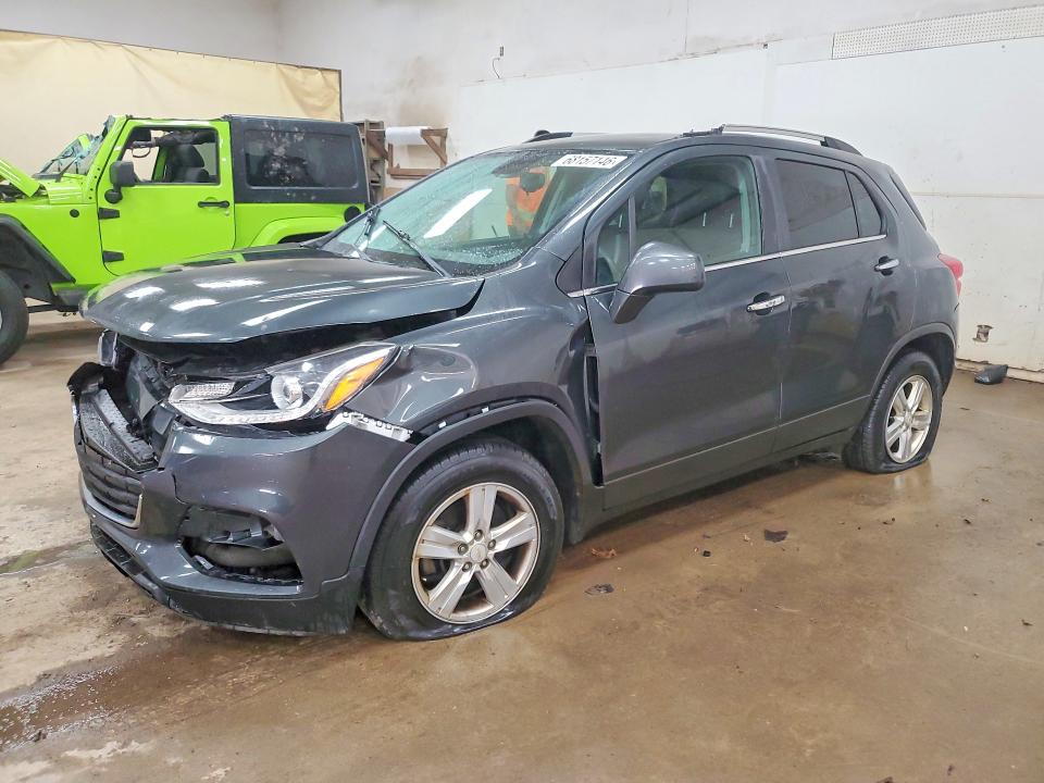 68157146 :رقم المزاد ، KL7CJPSB6JB717572 vin ، 2018 Chevrolet Trax مزاد بيع
