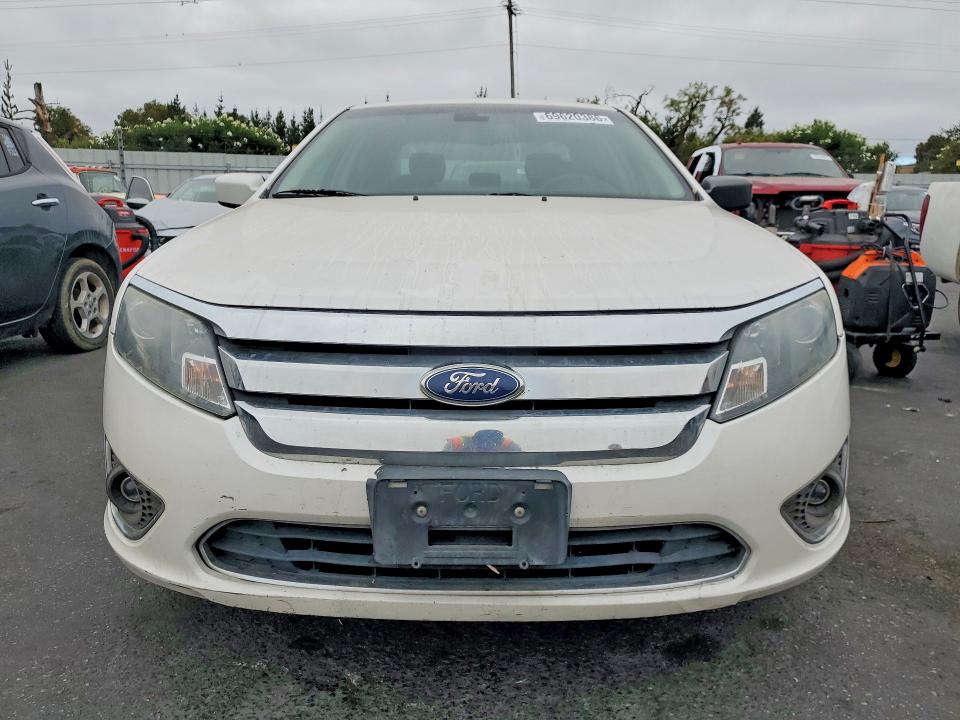 2011 Ford Fusion მანქანა იყიდება აუქციონზე, vin: 3FADP0L31BR242288, აუქციონის ნომერი: 69620386