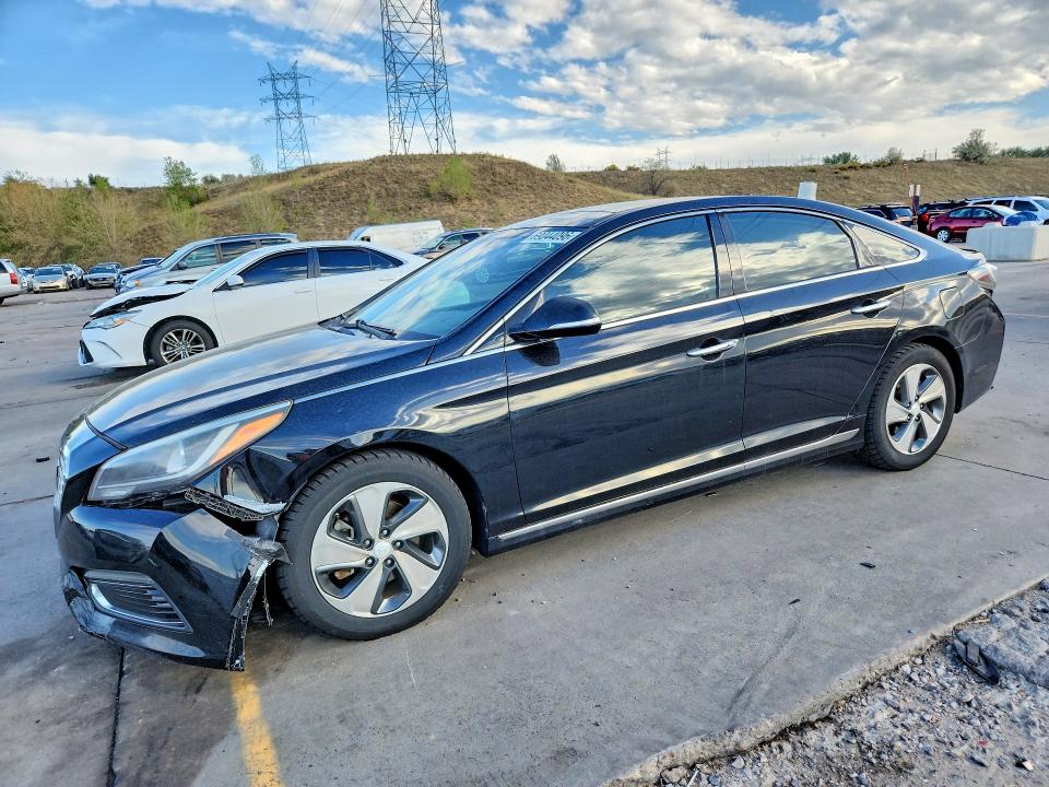 Продаж на аукціоні авто 2016 Hyundai Sonata Hybrid, vin: KMHE34L11GA017415, номер лоту: 69044096