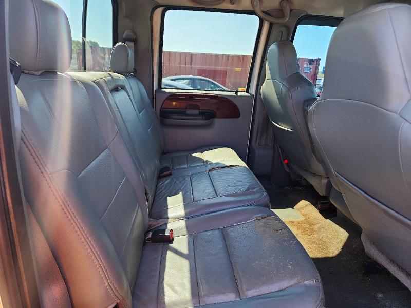 68046906 :رقم المزاد ، 1FTSW21P05ED38295 vin ، 2005 Ford F250 مزاد بيع